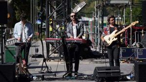 Late Late Show to feature Dara Ó Briain and performance from The Coronas