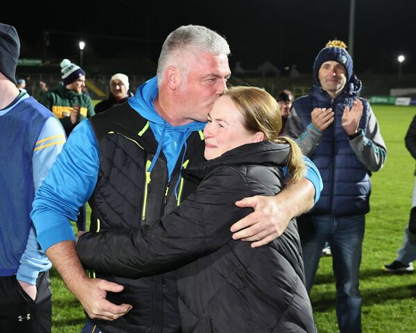 Ballinkillen minor mentor Tony Meaney gves his wife Teresa a kiss after Ballinkillen defeated Naomh Eoin in the CENTAL minor hurling 'B' final Photo: Pat Ahern