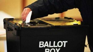 Taoiseach criticised for 'inaction' on calling general election in messages from public Taoiseach criticised for 'inaction' on calling general election in messages from public