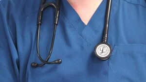 Hospital overcrowding: 450 admitted patients wait for beds Hospital overcrowding: 450 admitted patients wait for beds