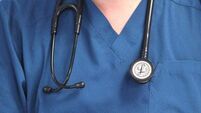 Hospital overcrowding: 450 admitted patients wait for beds