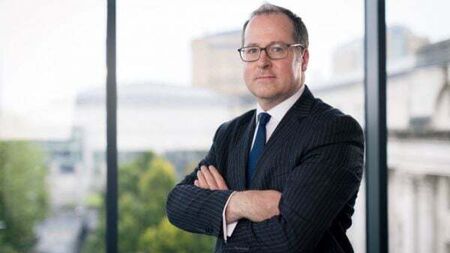 Criminal barristers in NI to withdraw services in legal aid dispute