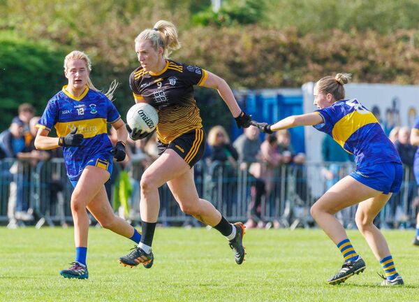 Bennekerry-Tinryland’s Elaine Ware and Carnew’s Chloe Towey and Tara Doran. Photo: michaelorourkephotography.ie
