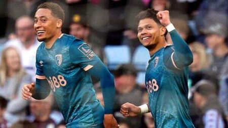 Evanilson’s last-gasp header earns Bournemouth draw at Aston Villa