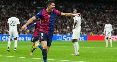 Barcelona thrash Real Madrid 4-0 at Bernabeu helped by Lewandowski double