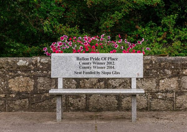 Ballon's Pride of Place bench Ballon's Pride of Place bench