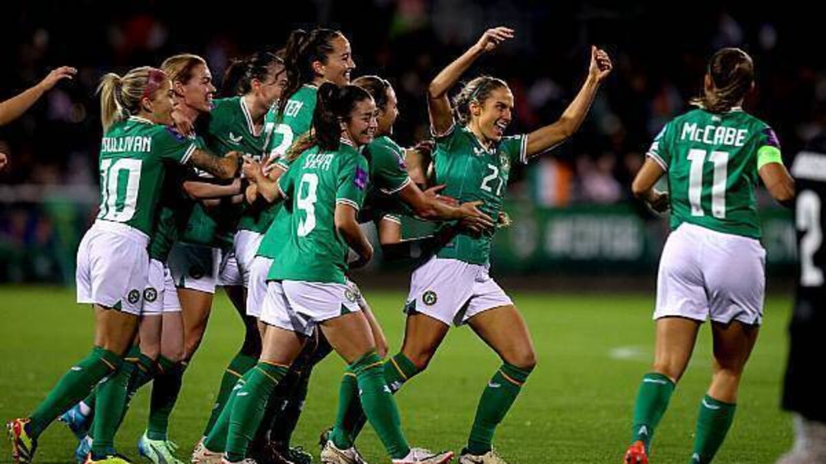 Republic of Ireland cruise into play-off final after 3-0 victory over Georgia