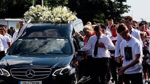 Groomsman admits groom’s death by careless driving on morning of wedding Groomsman admits groom’s death by careless driving on morning of wedding