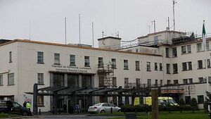 Over 90 patients wait for beds at University Hospital Limerick - INMO Over 90 patients wait for beds at University Hospital Limerick - INMO