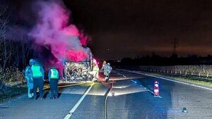 Bus carrying Shelbourne fans catches fire on M1 near Dublin Bus carrying Shelbourne fans catches fire on M1 near Dublin