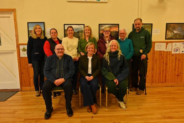 The winners of Borris Hall photo competition Jackie Canning, Mary Murphy, Sinead Clerkin, Eileen Hayes, Sheila Jordan, John Dowling, John Kolativa with Fr Rory Moran Aine O'Shea and Emma Jane Champley Photos: Roger Jones The winners of Borris Hall photo competition Jackie Canning, Mary Murphy, Sinead Clerkin, Eileen Hayes, Sheila Jordan, John Dowling, John Kolativa with Fr Rory Moran Aine O'Shea and Emma Jane Champley Photos: Roger Jones