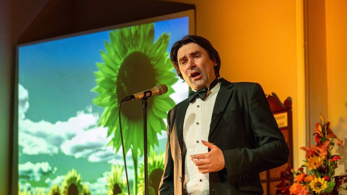Ukrainian baritone raises almost €4,000 for food charities