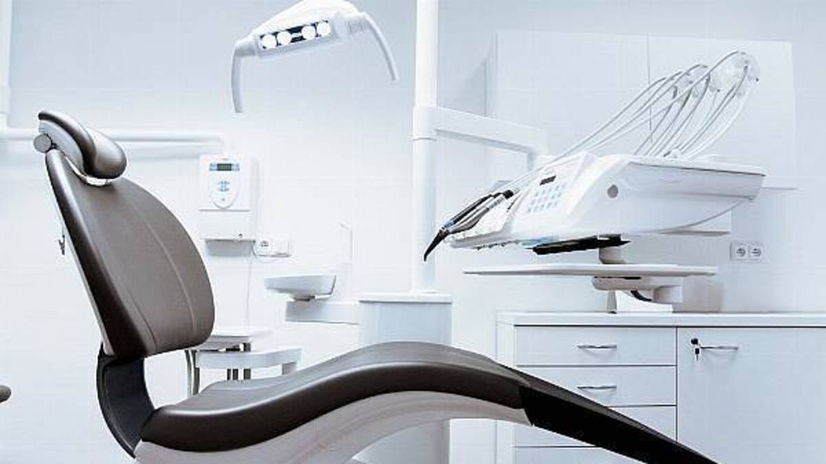 Dentist claims Tallaght practice partners employed security to prevent her from entering the premises