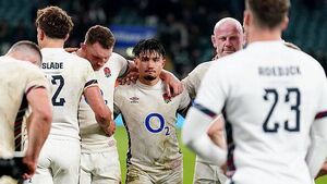 Freddie Steward says players, not Steve Borthwick, are at fault for England woe