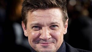 Jeremy Renner says he could see left eyeball with right in snowplough accident