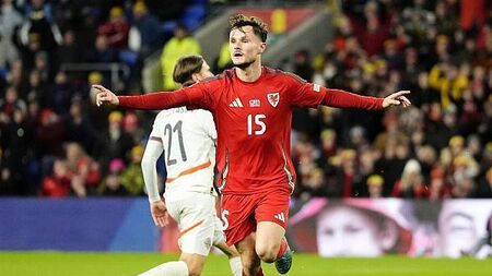 Liam Cullen leads Wales to Nations League promotion