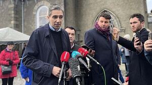 Harris says ‘all to play for’ in election despite Fine Gael polling slide Harris says ‘all to play for’ in election despite Fine Gael polling slide