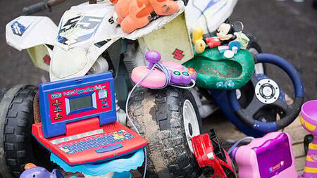 Shoppers urged to recycle electronics over busy season