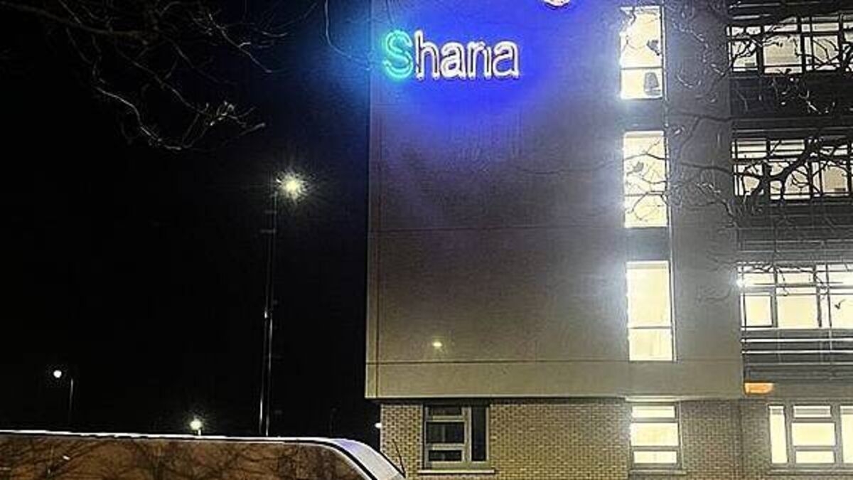 Election candidate defends laser display on hospital cancer wing