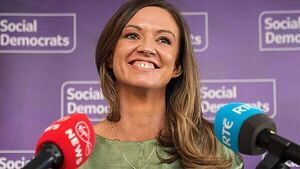 Holly Cairns gives birth to baby girl on polling day Holly Cairns gives birth to baby girl on polling day