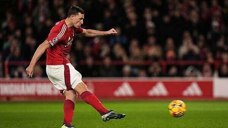 Chris Wood nets winner as Nottingham Forest beat Ipswich