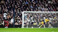 Tottenham drop points as Tom Cairney strike earns Fulham a draw