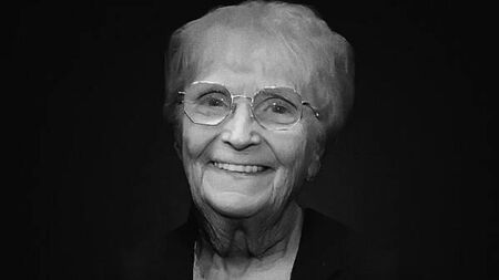 Long-serving Manchester United receptionist Kath Phipps dies aged 85