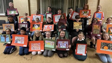 Talented kids honoured at prize-giving for Féile an Fhómhair art competition