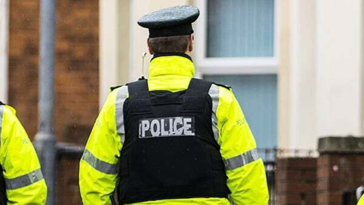 Twenty police officers injured in NI in less than 24 hours