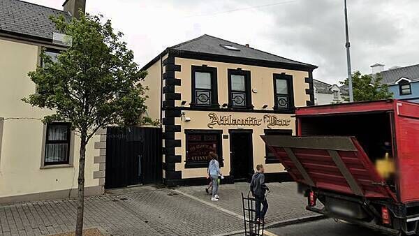 Man left with serious head injury after one-punch attack outside Donegal bar, court hears