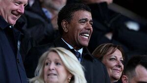 Former pundit Chris Kamara announces return to live TV: ‘I’m back’