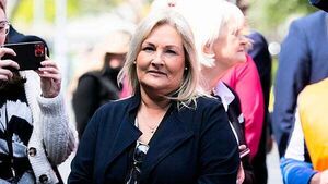 Independent TD Verona Murphy elected as first female Ceann Comhairle Independent TD Verona Murphy elected as first female Ceann Comhairle