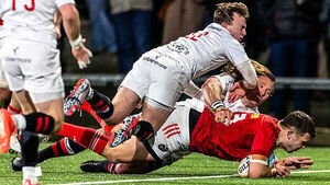 Tom Farrell hat-trick sees Ulster denied late on by Munster