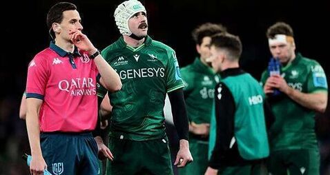 URC make contact with Connacht over Mack Hansen criticisms