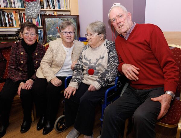 Eilish McDonald, Mary Whelan and Ann and Tom Dooley