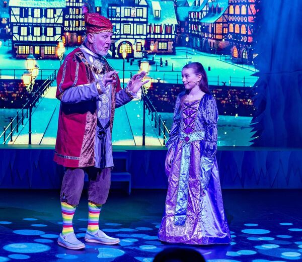 Paddy Behan as the Master Storyteller and Annie Moriarty as the Child Storyteller