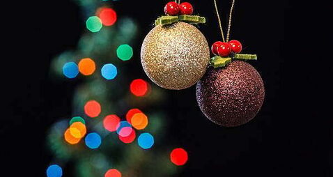 Poll: When should you take down your Christmas decorations?