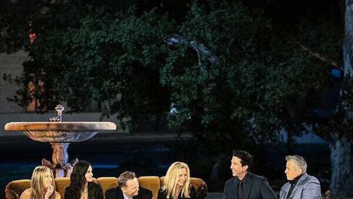 Lisa Kudrow reveals she recently found note from Friends co-star Matthew Perry