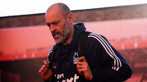 Nuno Esprito Santo will not let Nottingham Forest get distracted by title talk