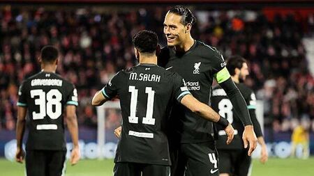 Jurgen Klopp hopes Salah, Van Dijk and Alexander-Arnold sign new Liverpool deals