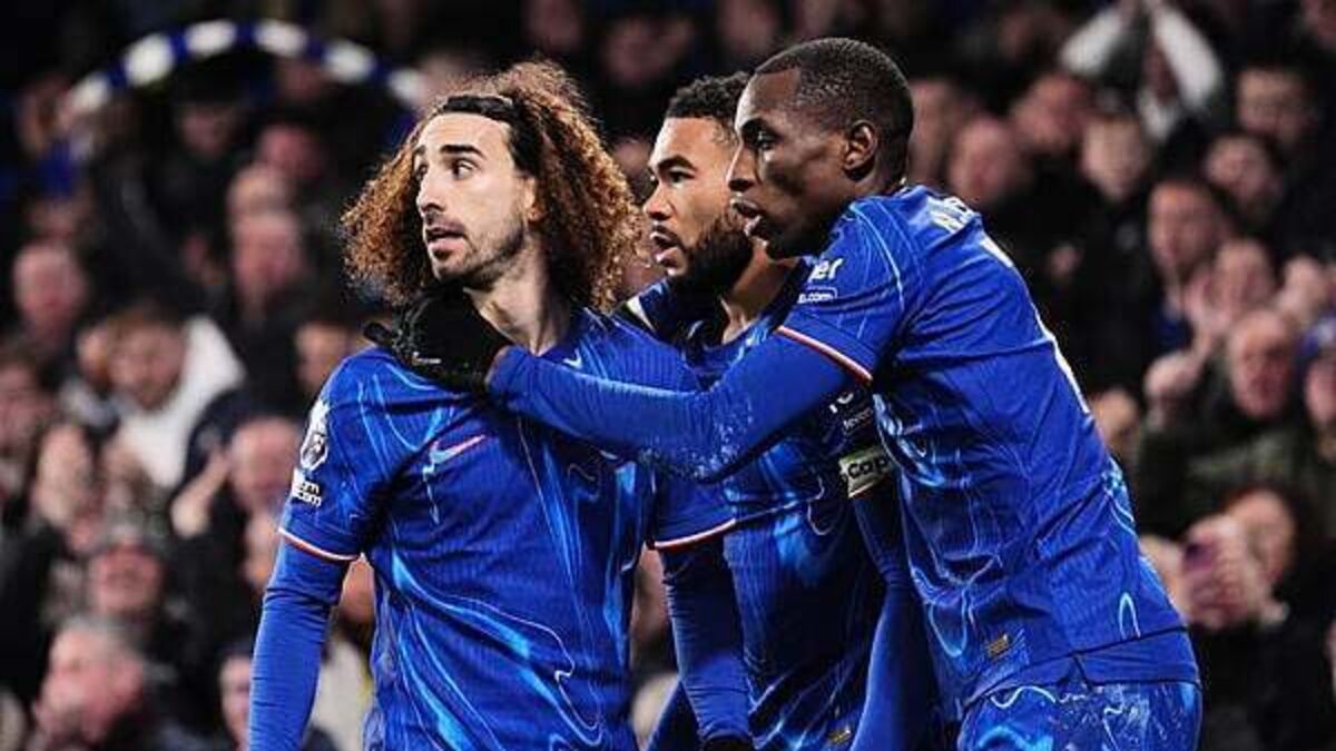 Chelsea back in top four after ending winless run by beating Wolves
