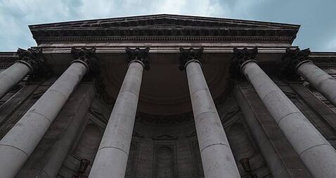 Tenant fails in appeal claiming landlord should maintain common areas
