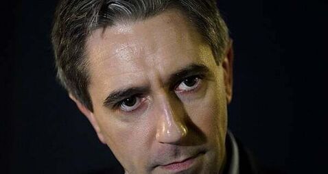 Simon Harris and Hilary Benn have ‘warm and engaging’ conversation