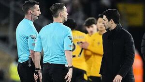 ‘Fuming’ Mikel Arteta wants FA to overturn controversial Myles Lewis-Skelly red