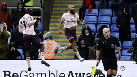 Bryan Mbeumo gets it right second time around as Brentford sting Crystal Palace