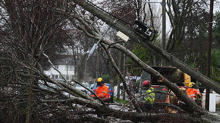 180,000 customers remain without power as support to come from Austria, Finland, and France
