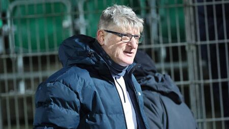 "That free kick at the end should have been brought in in front of the goal,” - Curran
