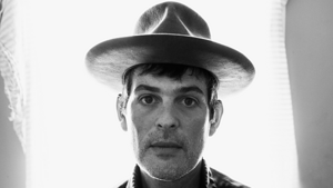 Gregory Alan Isakov announces headline show in Dublin's 3Olympia