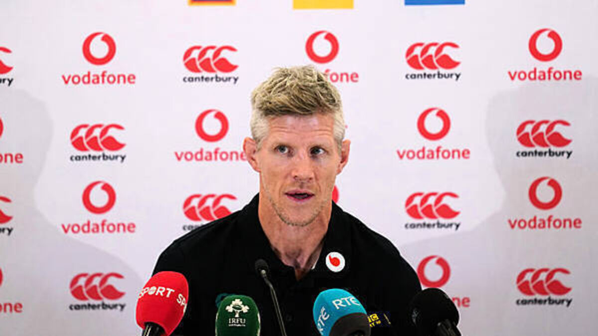 Simon Easterby expects fly-half duo to be long-term rivals for Ireland spot