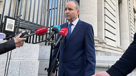 Dáil returns to usual business after speaking time row resolved